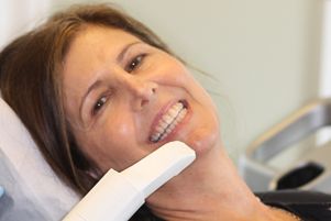 image of invisalign scanning